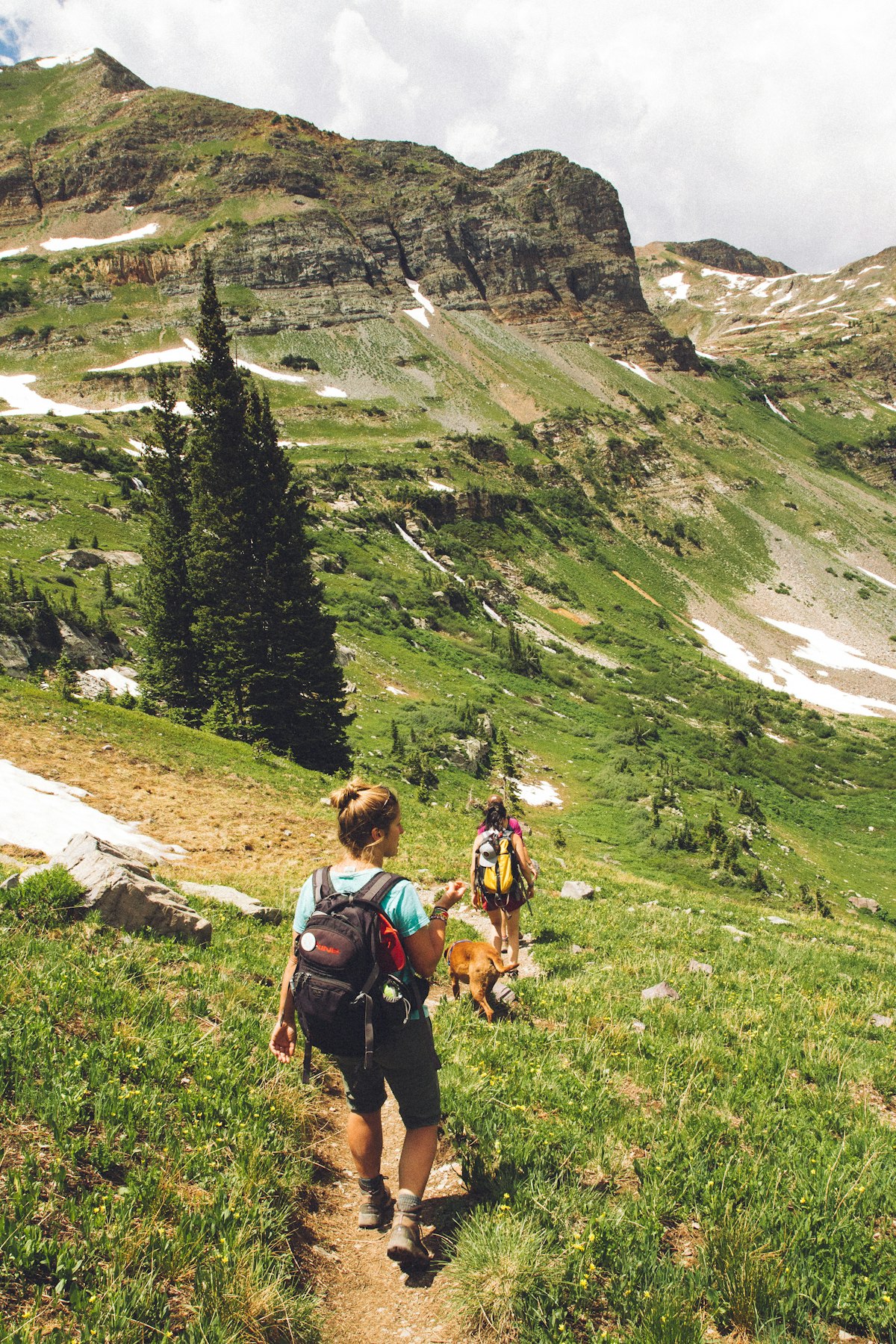 Hiking Gear for Beginners: What to Know Before Starting [2026]