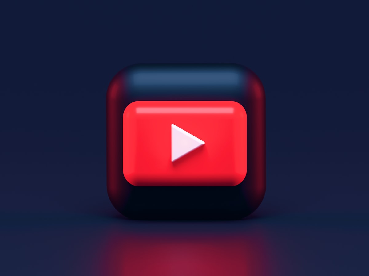 YouTube Thumbnails That Actually Work [2026]: Data-Backed Strategies