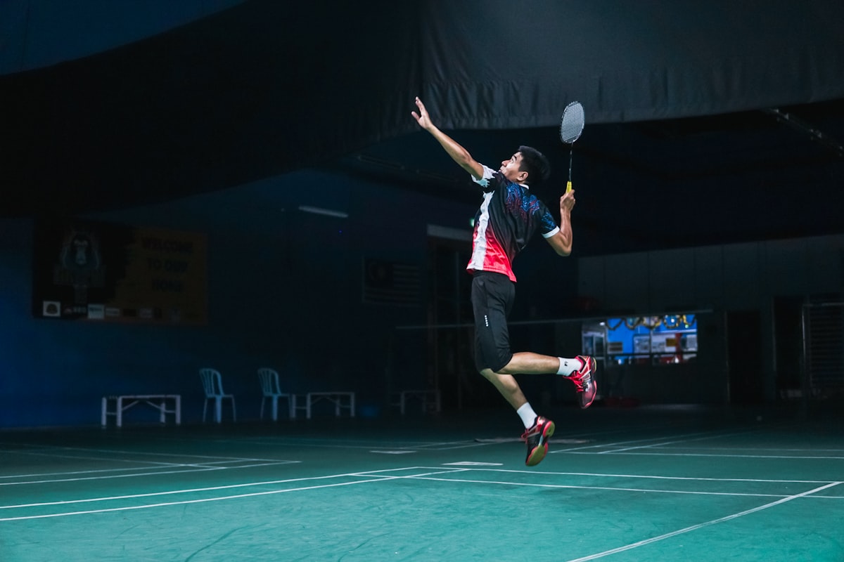 Badminton for Beginners [2026]: How to Start Right