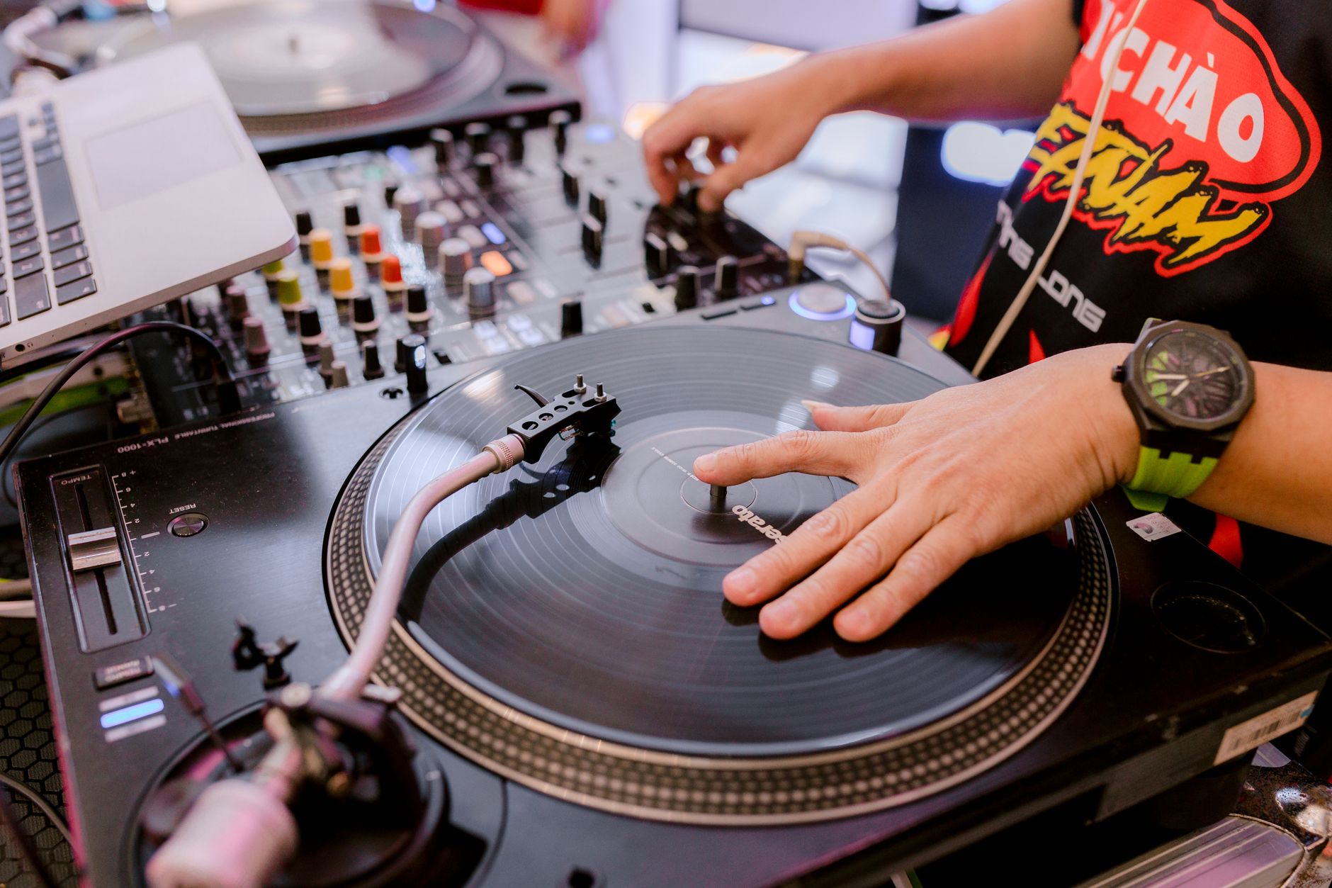 Making Beats From Scratch: The Step-by-Step Method for Absolute Beginners in 2026