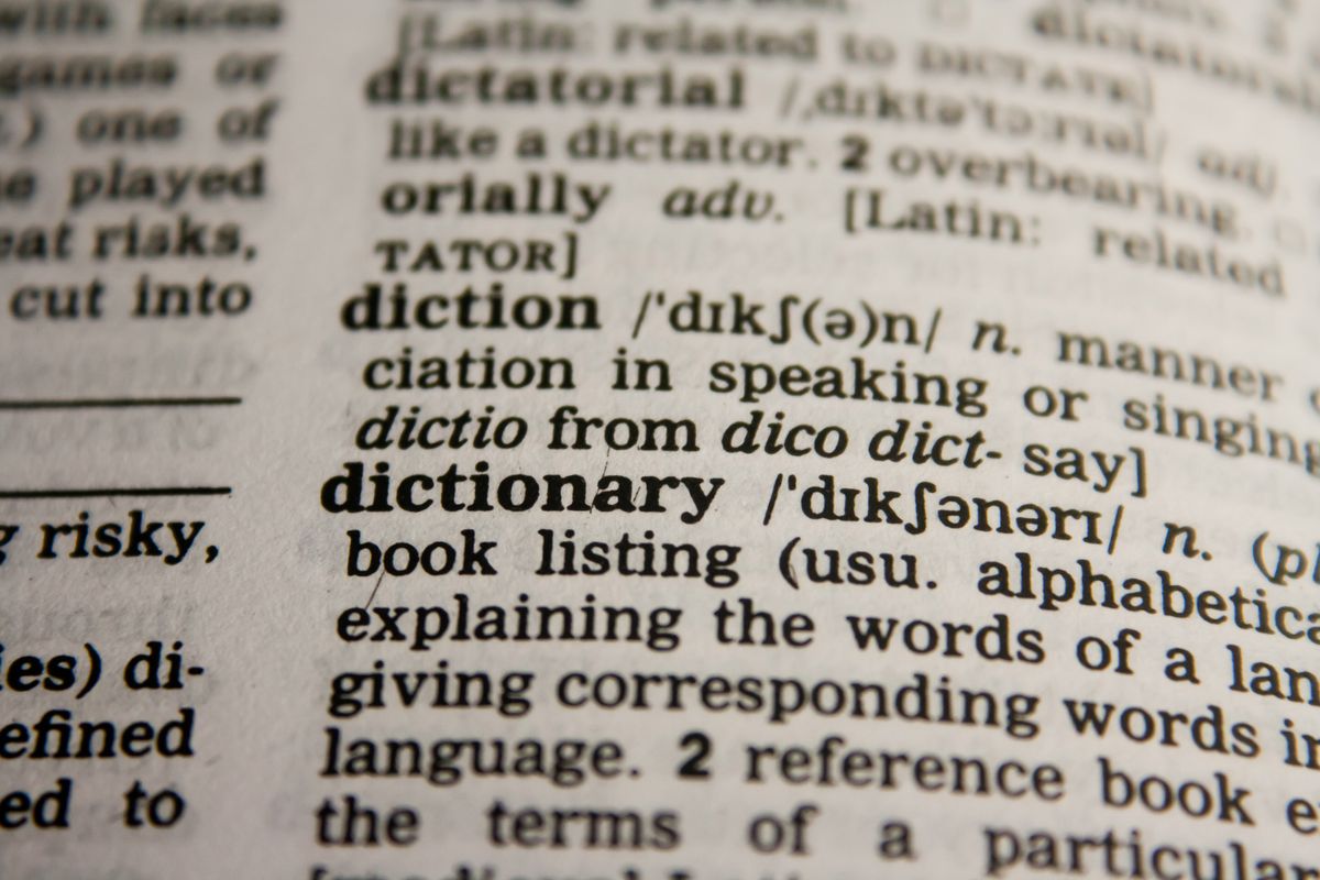 American vs British English: 40 Differences That Will Save You From Embarrassing Mistakes