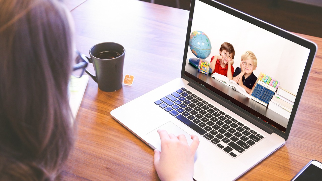 Using ChatGPT for Learning [2026]: What Helps vs What Doesn't