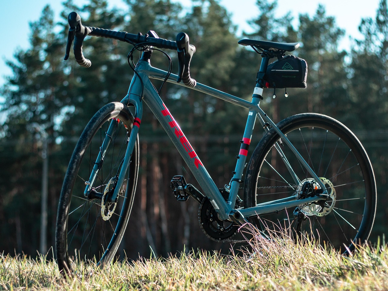Gravel Cycling: What to Know Before Starting [2026]