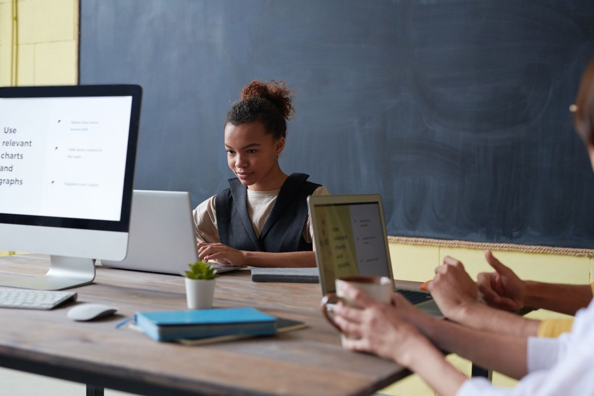The Interview Follow-Up That Actually Gets You the Job: What to Send and When