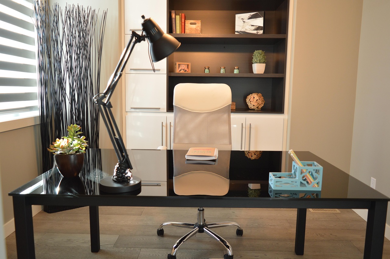 Minimalism at Home in 2026: What the Lifestyle Actually Requires vs What It Promises