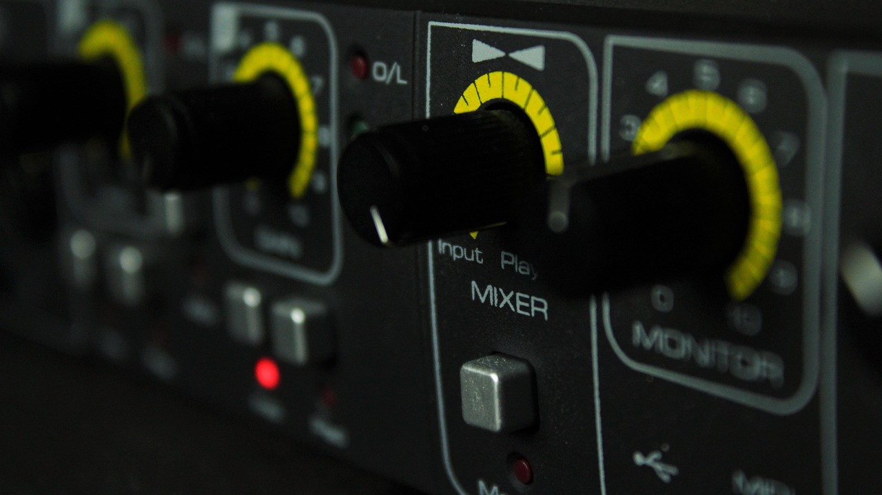 Learning Music Production in: Complete Beginner Guide [2026]