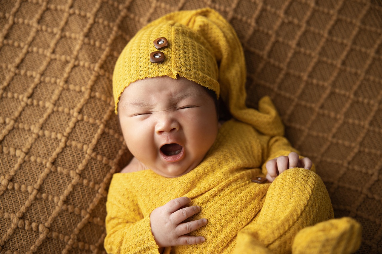 Newborn Sleep Guide [2026]: What Actually Helps (And What Doesn't)