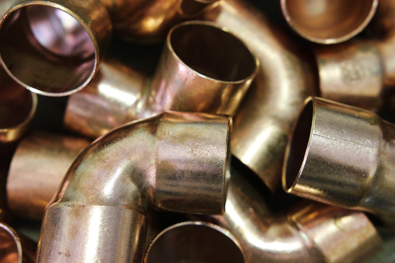 Plumbing Basics Every Homeowner Should Know (And Where to Stop) [2026]
