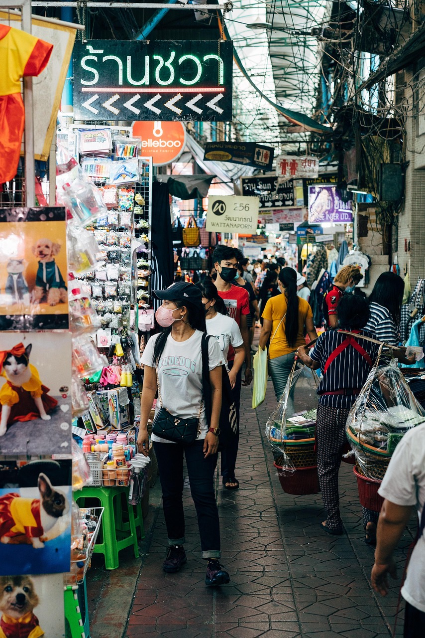 Selling Digital Products [2026]: What Actually Sells and What the Income Reality Is
