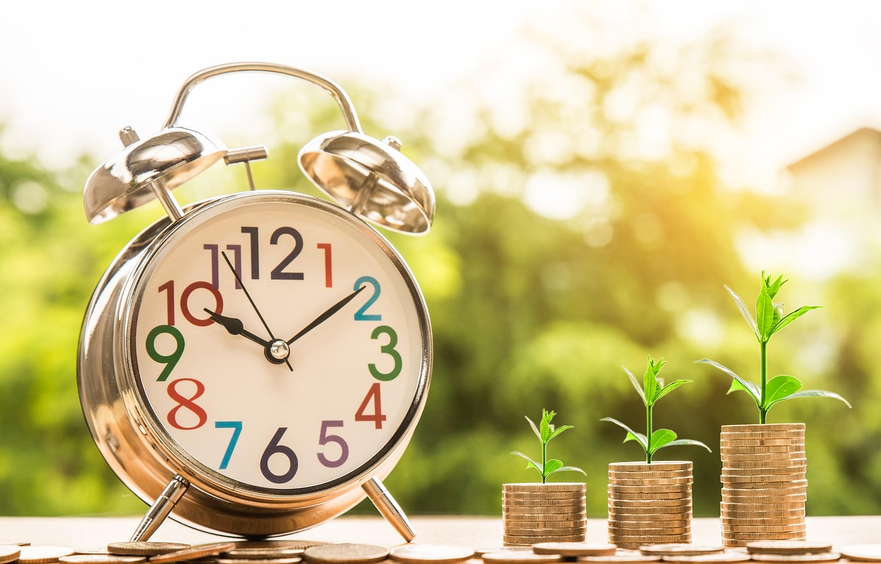 Side Hustle Ideas That Actually Make Money in [2026] (And the One [...