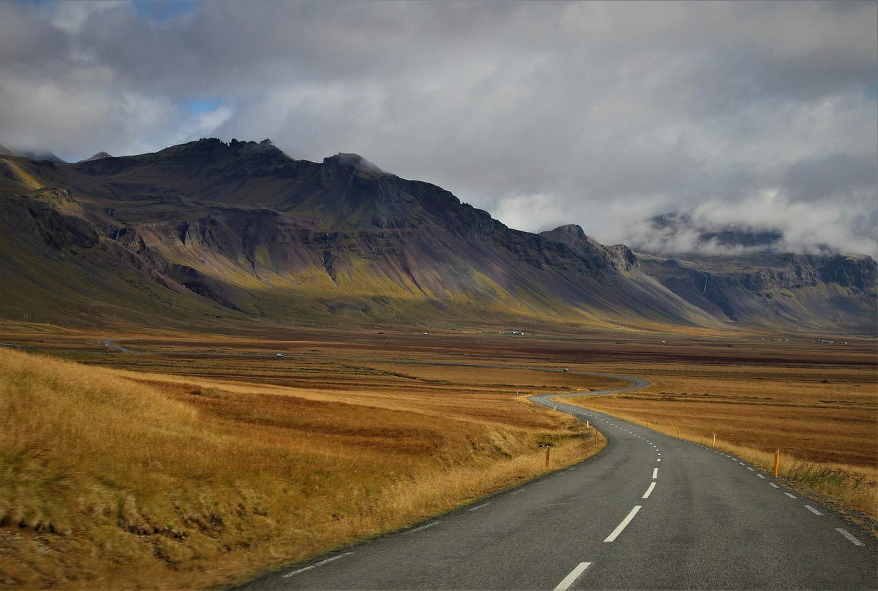 Solo Travel: The Honest Guide to What It's Actually Like [2026]