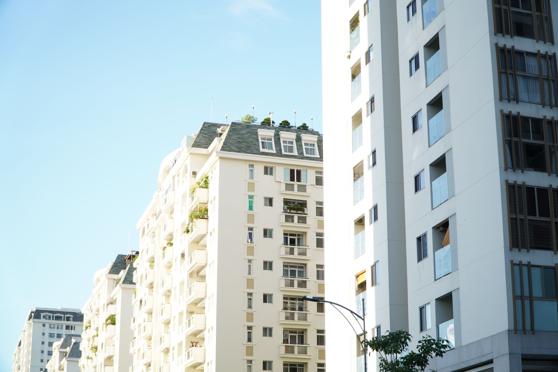 International Property Investment [2026]: What You Need to Know Before Buying Abroad