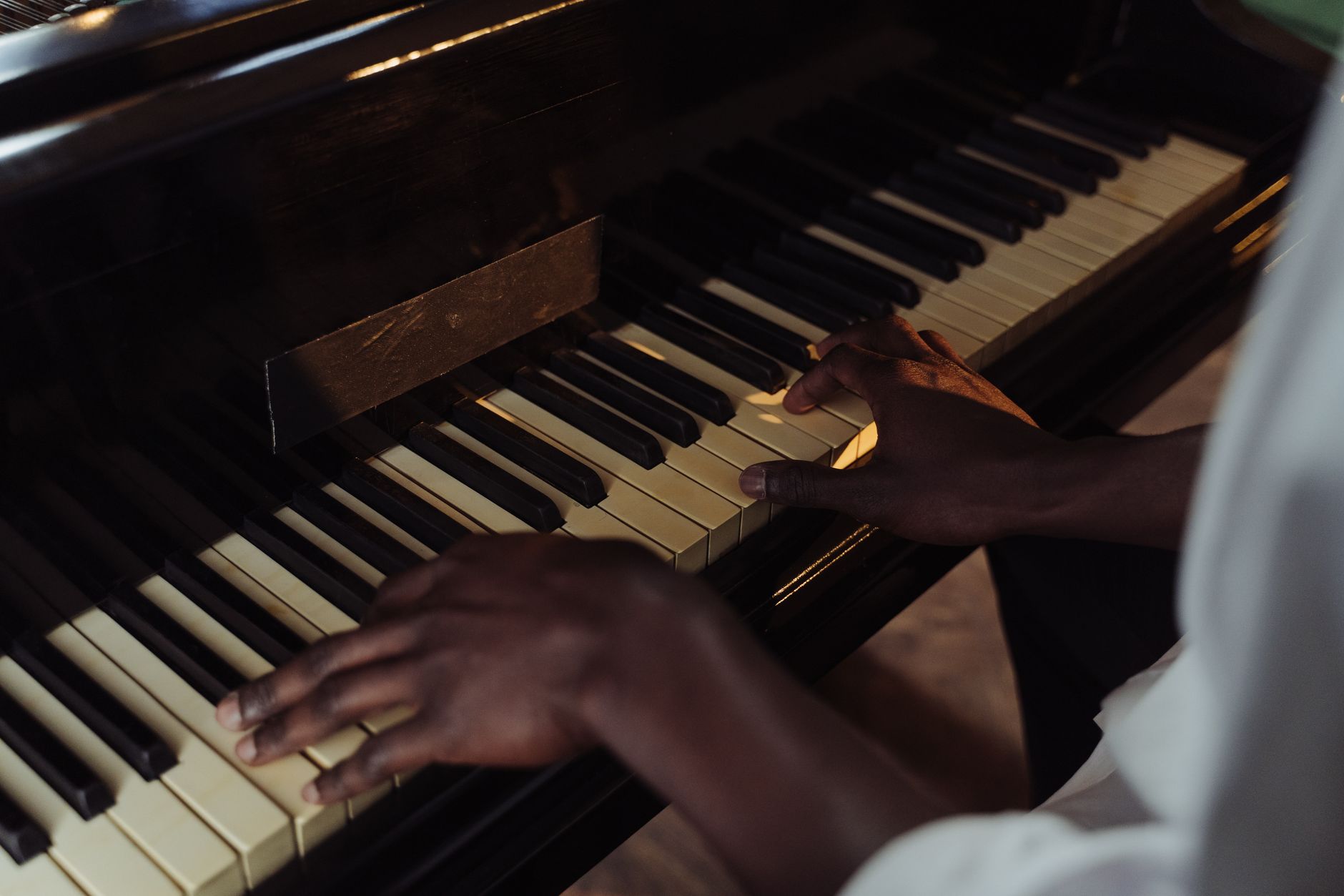 Learning Jazz Piano in 2026: The Honest Timeline and What You Actually Need to Know First
