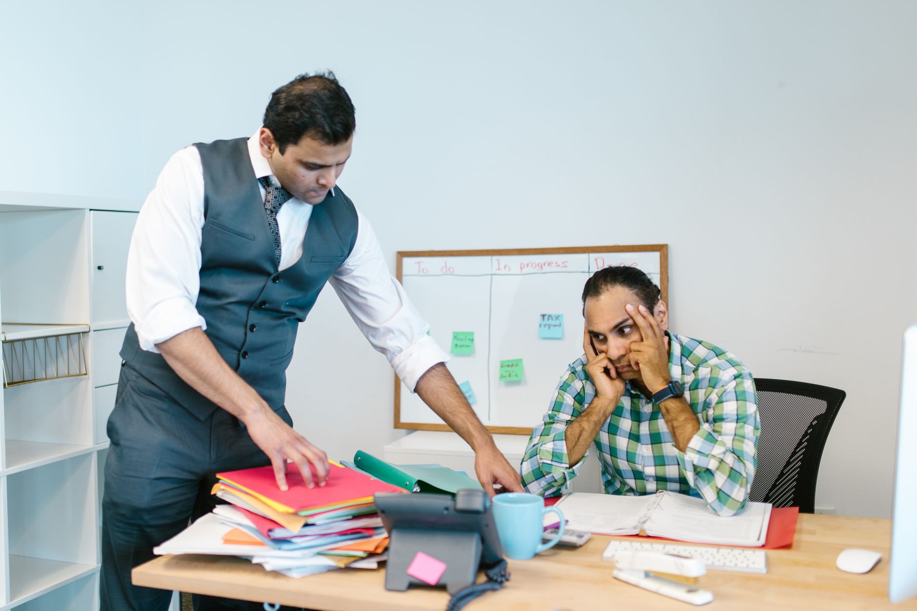 Manager vs Leader [2026]: What the Research Shows Actually Separates Good from Bad