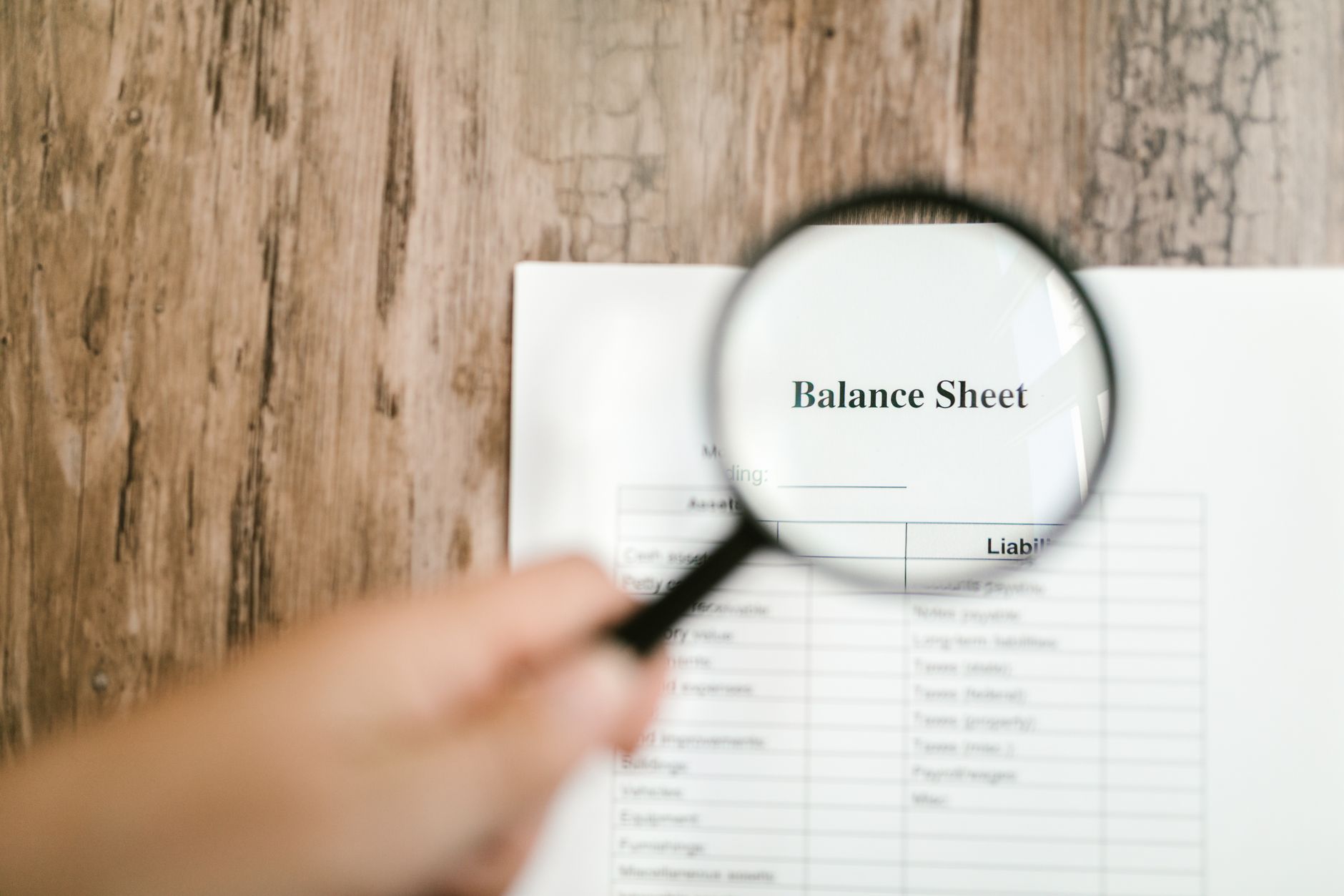Net Worth Tracking [2026]: Why It Matters More Than Income and How to Calculate Yours