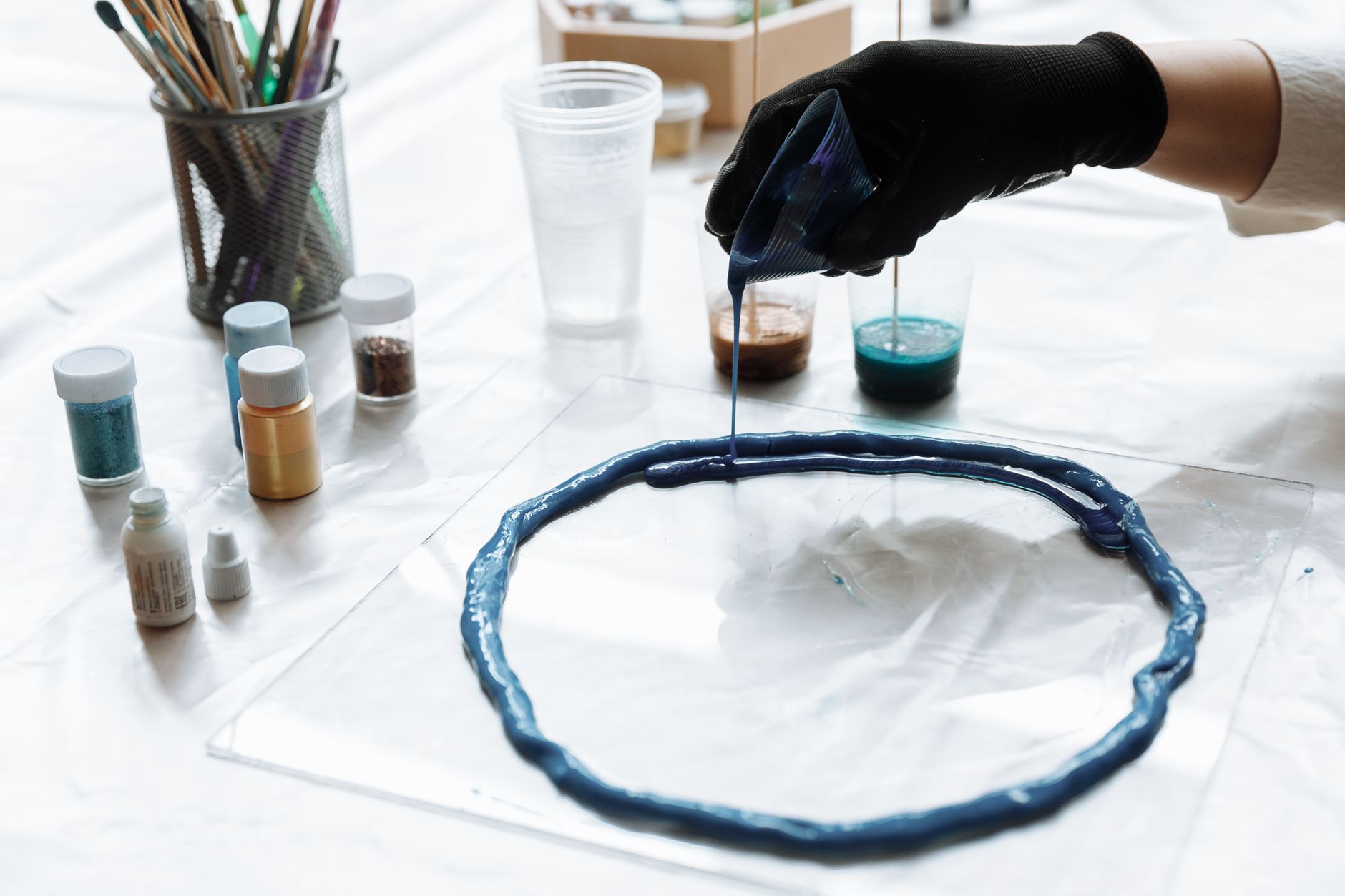 Resin Art [2026]: What Nobody Tells You Before You Start
