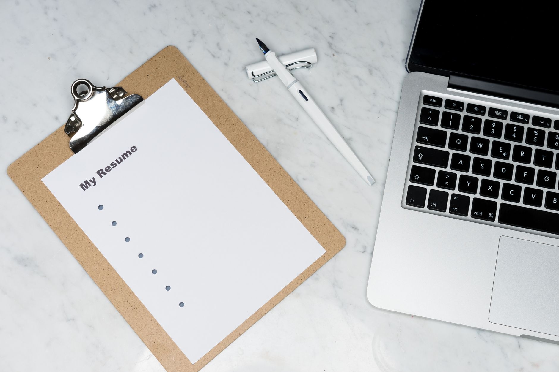 How to Write a Resume That Actually Gets Callbacks in 2026: The Honest Step-by-Step Guide