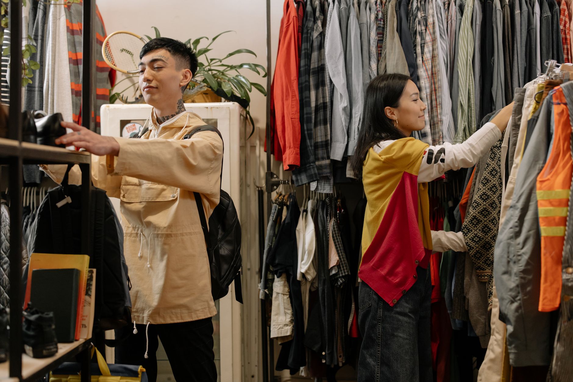 Thrift Shopping [2026]: The Honest Guide to Finding Quality and Avoiding Frustration